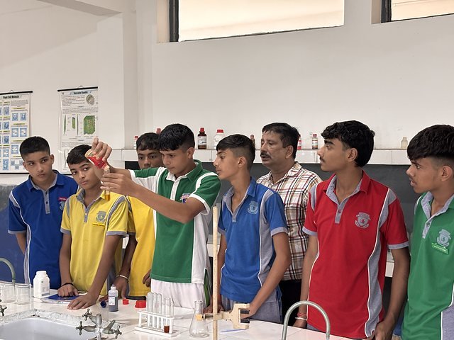 Science Laboratory at Max The Gurukul